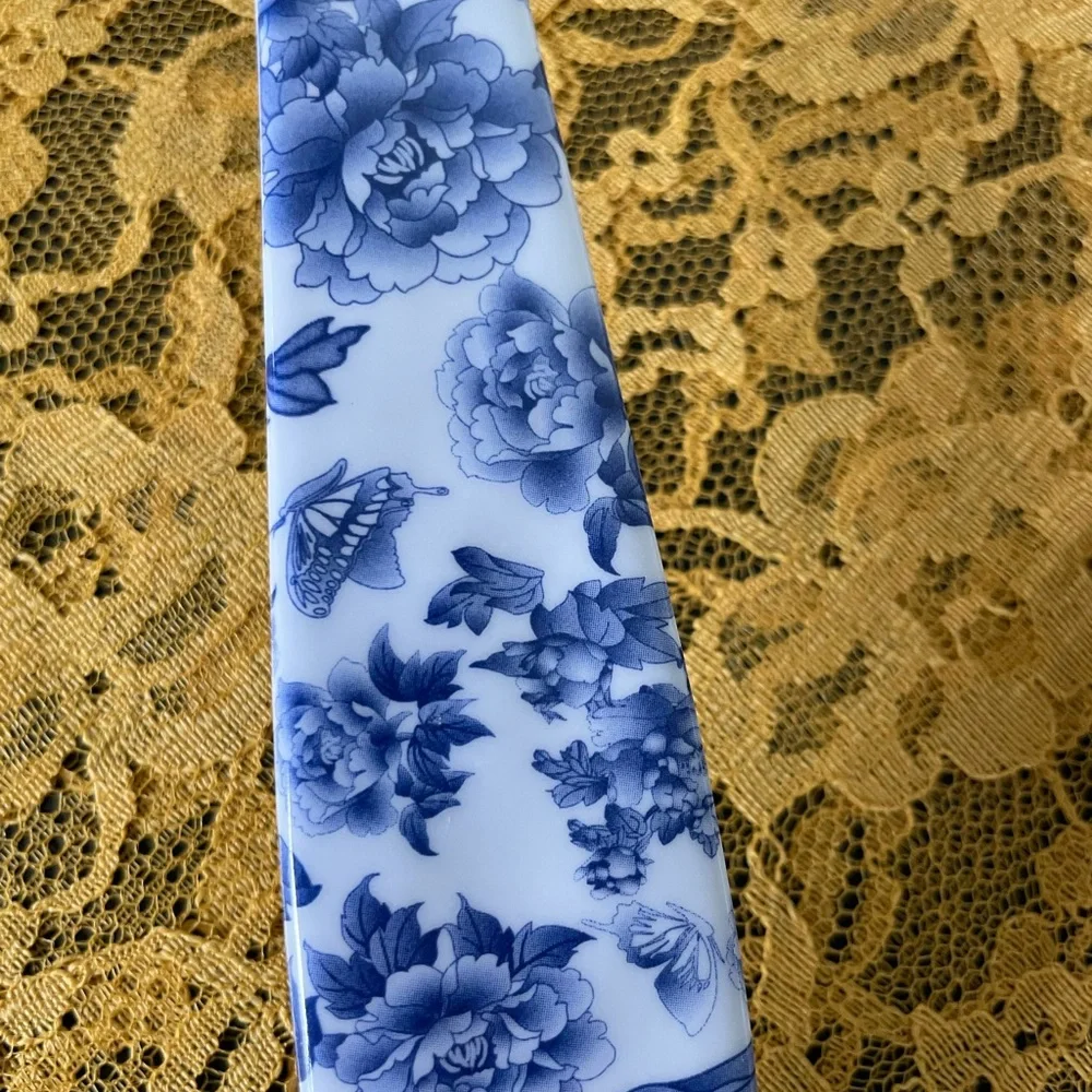 Floral Blue and White Salad Server Set